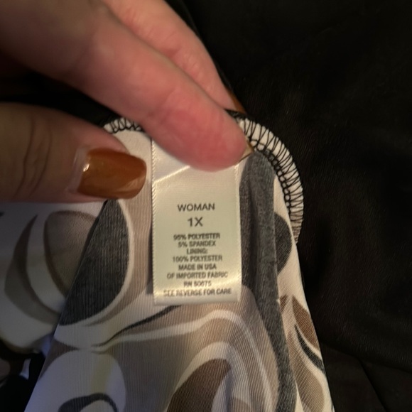 Dressbarn Brown, Black and White Patterned Cardigan, Size 1x - Picture 7 of 7